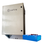 Safire SF-BOX08220-BMS-IP55-4800WH Armario de poliéster carga rápida para farola - Diferencial, magnetotérmico y SPD -