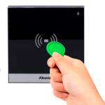 Akuvox AK-A03S Control de acceso IK07 - Tarjeta EM/MF, NFC y BLE | 1 relé - 20.000 usuarios | 100.000