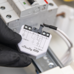 Shelly SH-EM-GEN3-50A Shelly EM Gen3 + 50A - Medición de 2 canales / Pinza 50A Incluida - Control de contactor